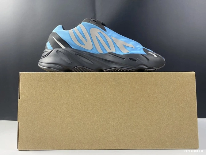 Boost Yeezy 700 MNVN 'Bright GZ3079 Cyan' ADIDAS 0814